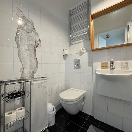 Zlota 76 Superapart Apartment
