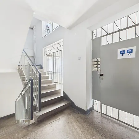 Διαμέρισμα Zlota Bathtub & Balcony 200M To Palac Kultury I Nauki Βαρσοβία